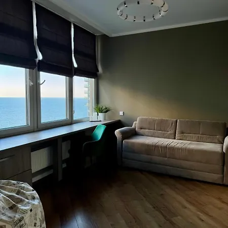 Arkadia 32 Pearl *